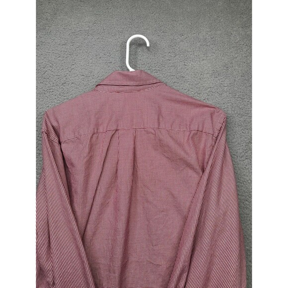 Vineyard Vines Classic fit Tucker Shirt 100% cotton button down size small - Picture 6 of 6